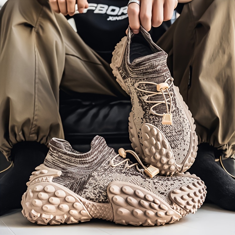 New Fashion Durian Fly Weave Athletic Shoes Tire Sole Slip-On Lazy Shoes