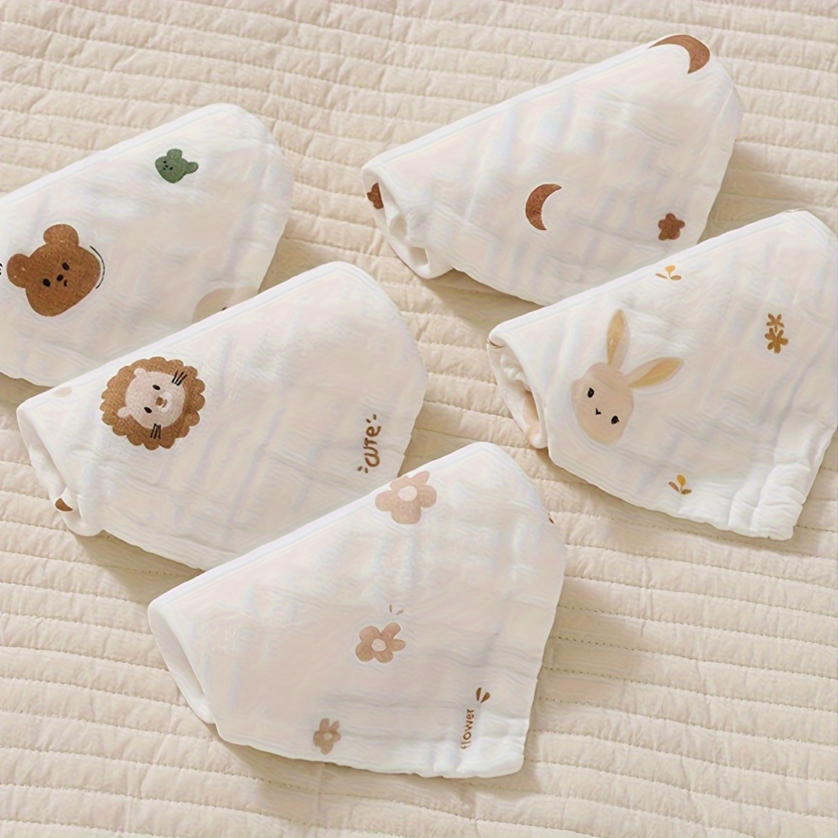 5pcs Soft Newborn Baby Washcloths and Bibs Set