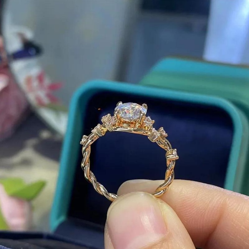 5 Carat Round Cut Moissanite Ring in 925 Silver, Fashionable Design