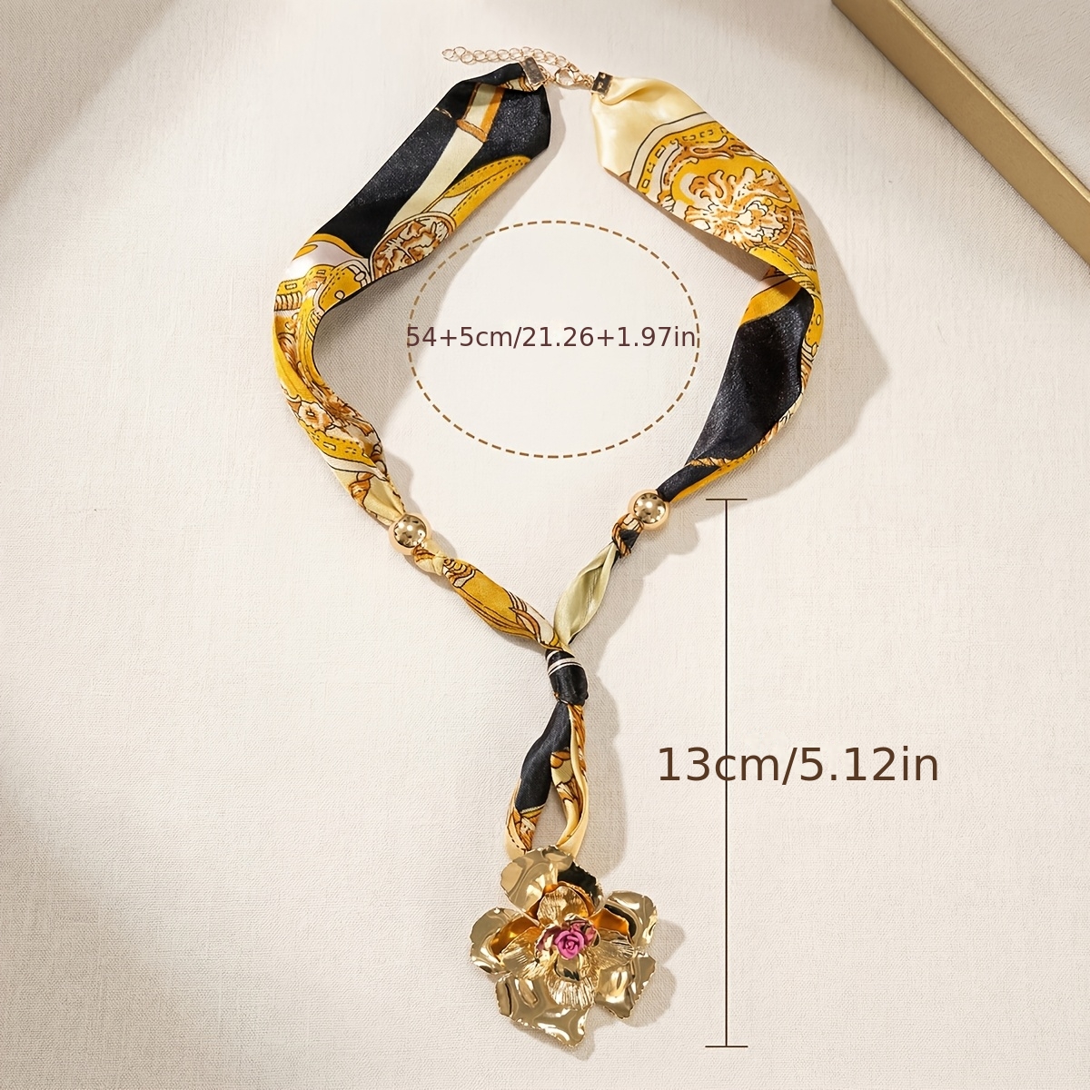 Women's Vintage Bohemian Floral Pendant Necklace, Summer Style