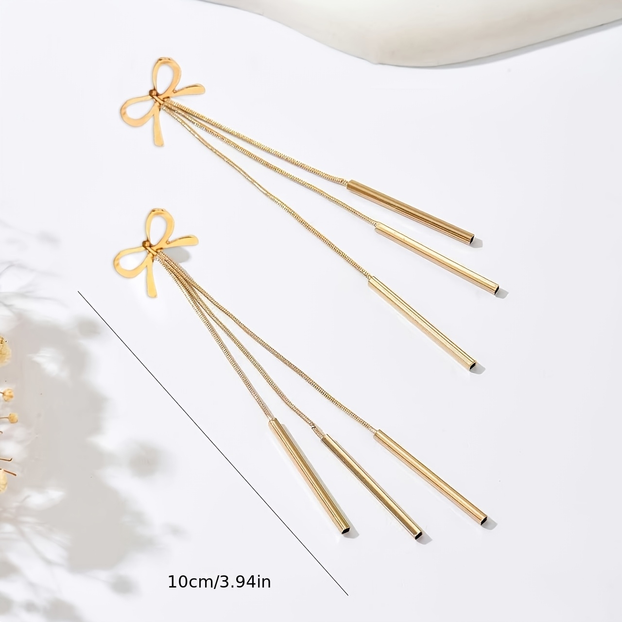Women's Elegant Geometric Design Snake Chain Stud Earrings