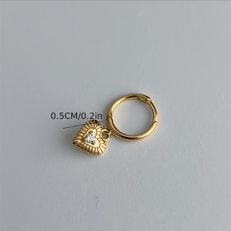 Vintage Heart-Shaped Small Ear Cuff, Elegant Design