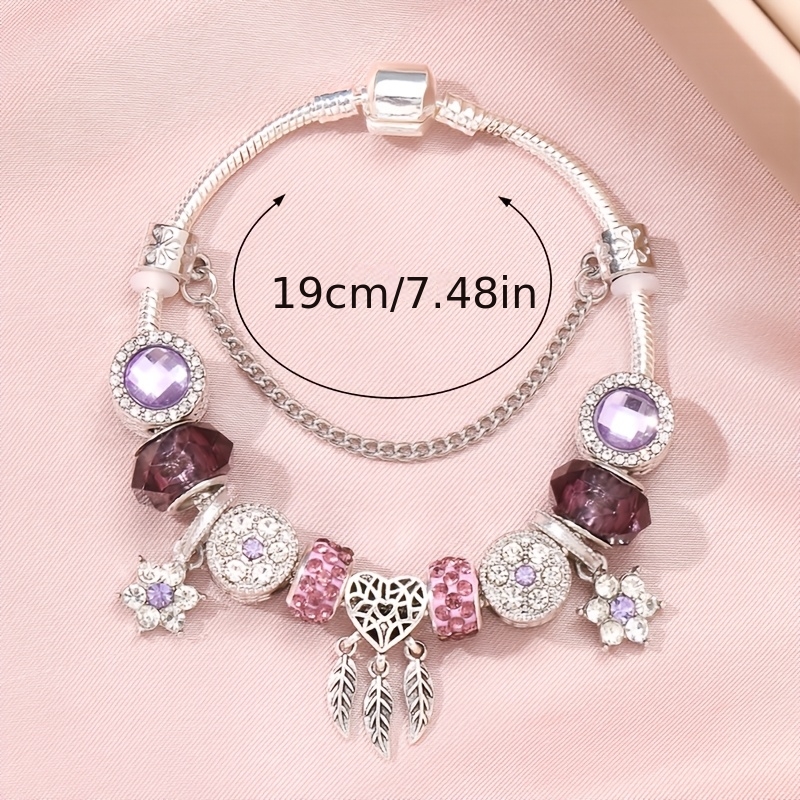 Women's Elegant Handmade Heart-Shaped Leaf Tassel Bracelet, Gift for Her