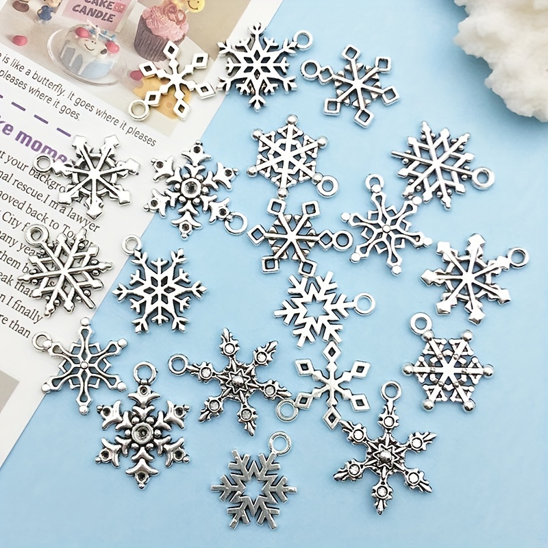 30pcs/lot Fashion White Snowflake Buttons Snow Flower Ddsign
