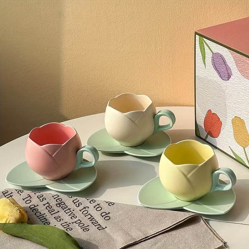  Taza mágica que cambia de color, taza sensible al calor con  batería de mano de cerámica mágica que cambia la temperatura de la taza de  café regalos (color: B) : Hogar