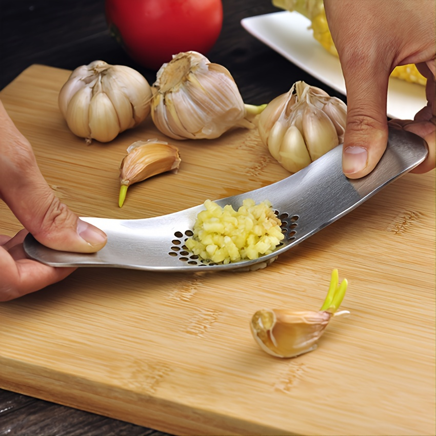 Yirtree Garlic Crusher Detachable Labor-saving Stainless Steel Sharp Blade  Garlic Masher for Home 