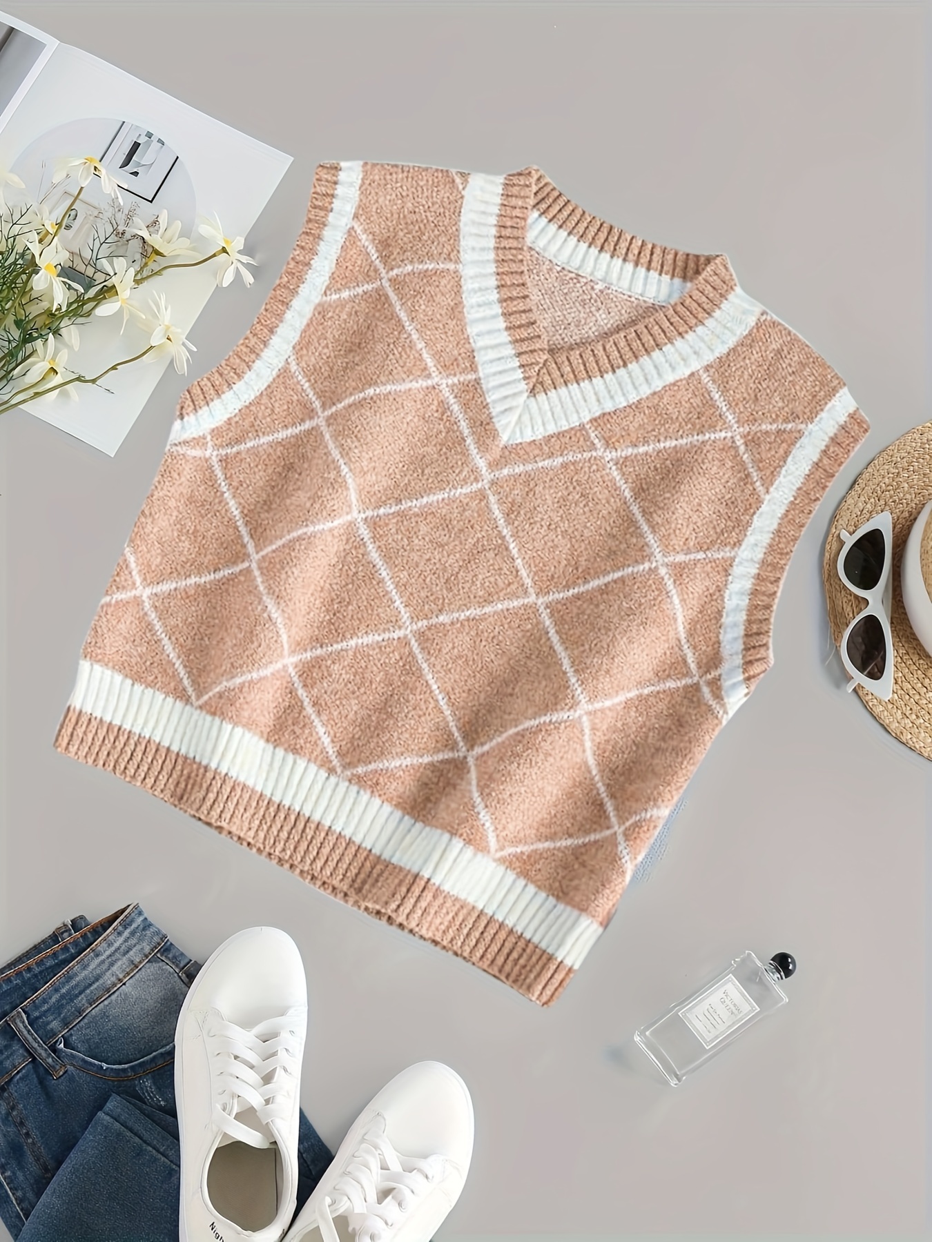 argyle-print knitted vest