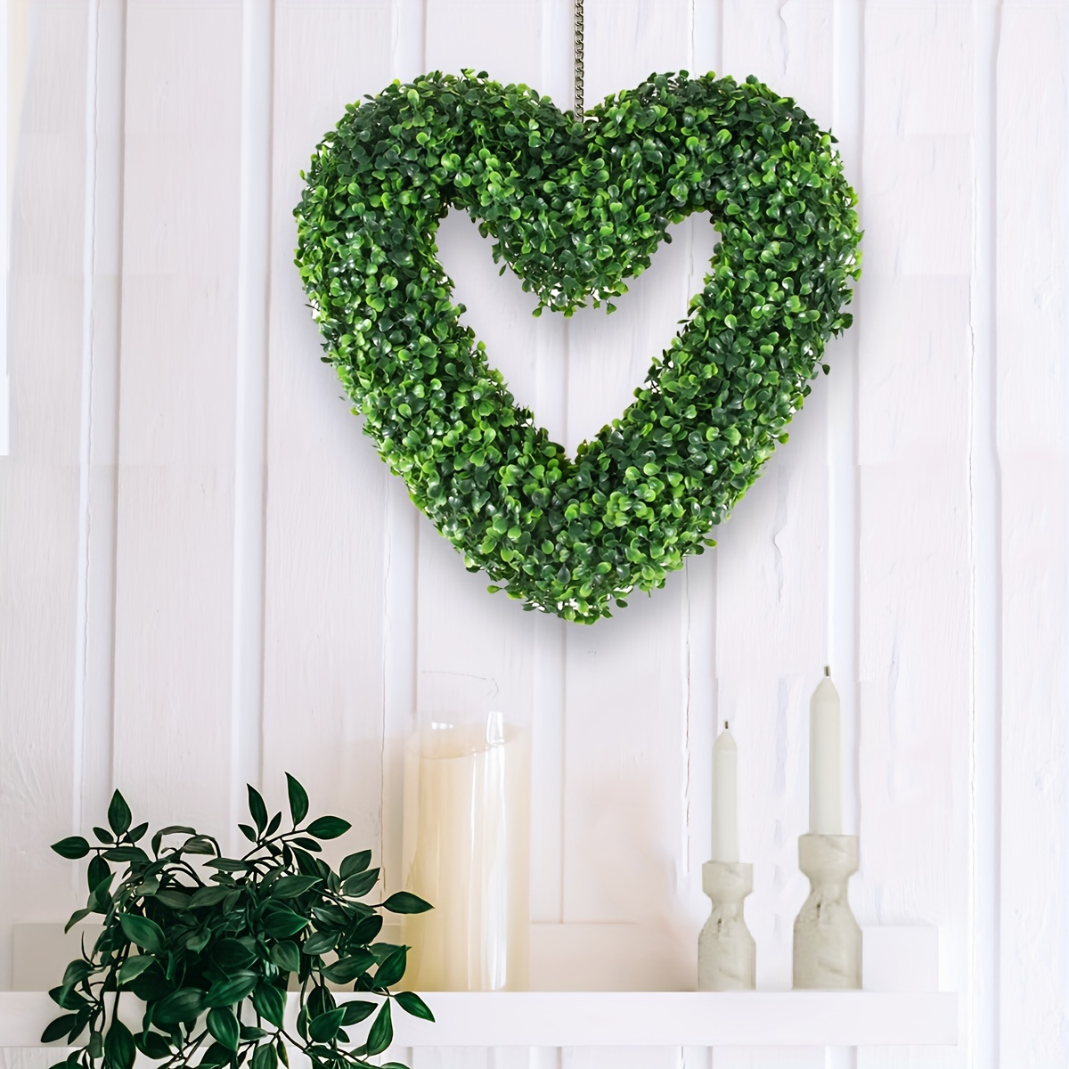 Faux Boxwood Wreath Heart - 17 Inch