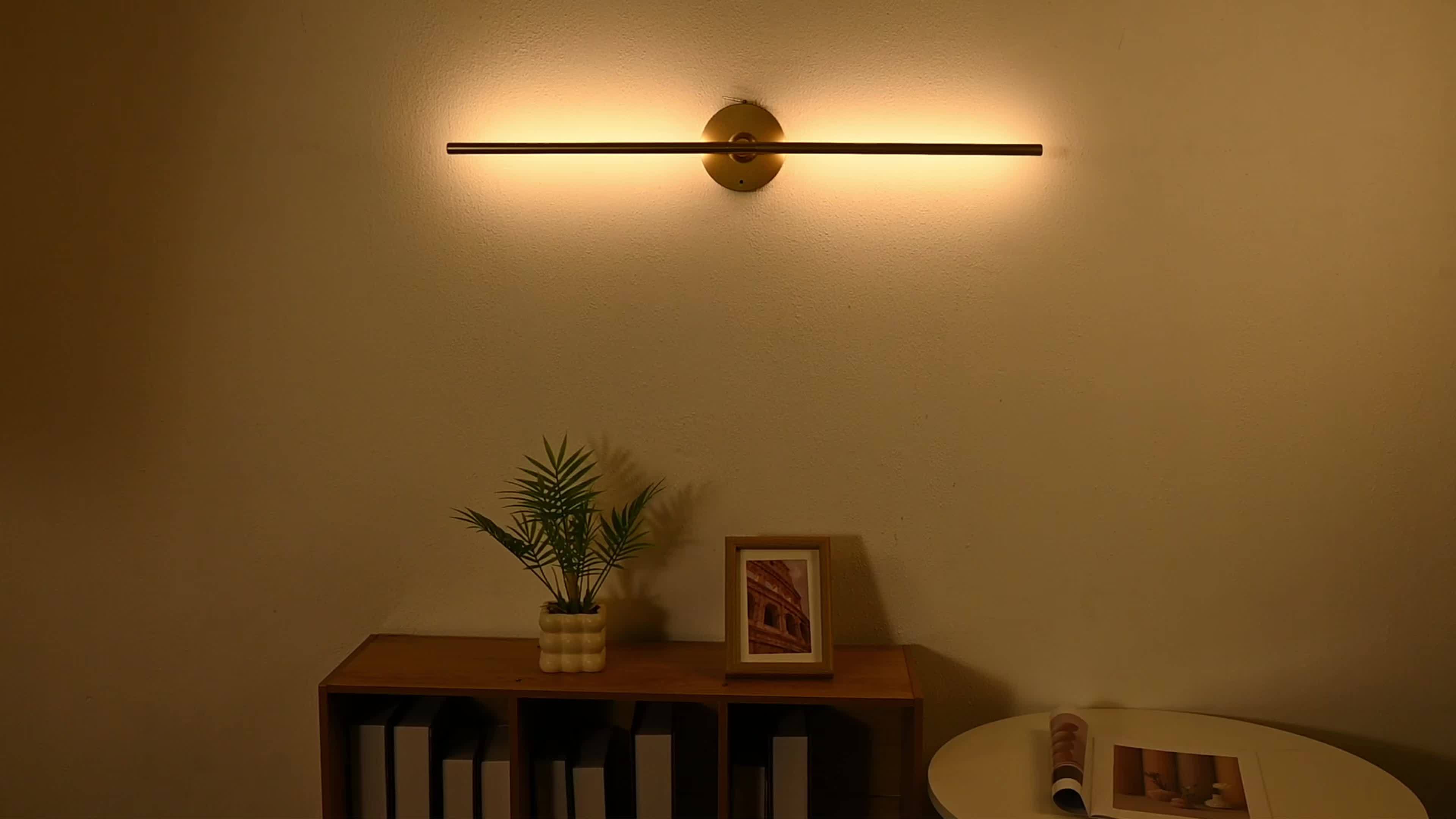 360° Rotating Wireless Wall Light with Rechargeable Battery