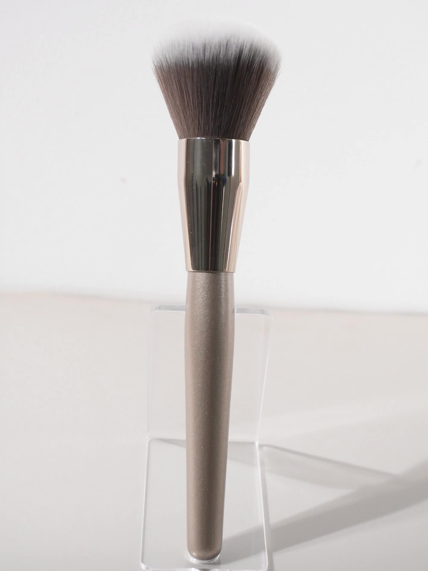 Large Loose Powder Makeup Brush, Suitable For Large Areas Of Makeup, Can Be  Used For Loose Powder, Blush, Mineral Foundation, Champagne Golden - Temu