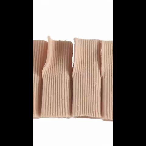 2pcs Reusable Silicone Toe Pads, Adjustable and Breathable