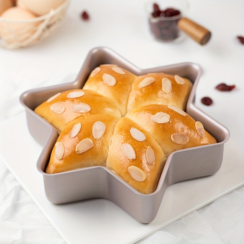 Mini Christmas Star Shaped Cake Mold, 5.3 Inches (about 14.9 Cm) Cake Pan  With Non-stick Coating Baking Mould Tray For Christmas Cake, Chocolate,  Candy Making