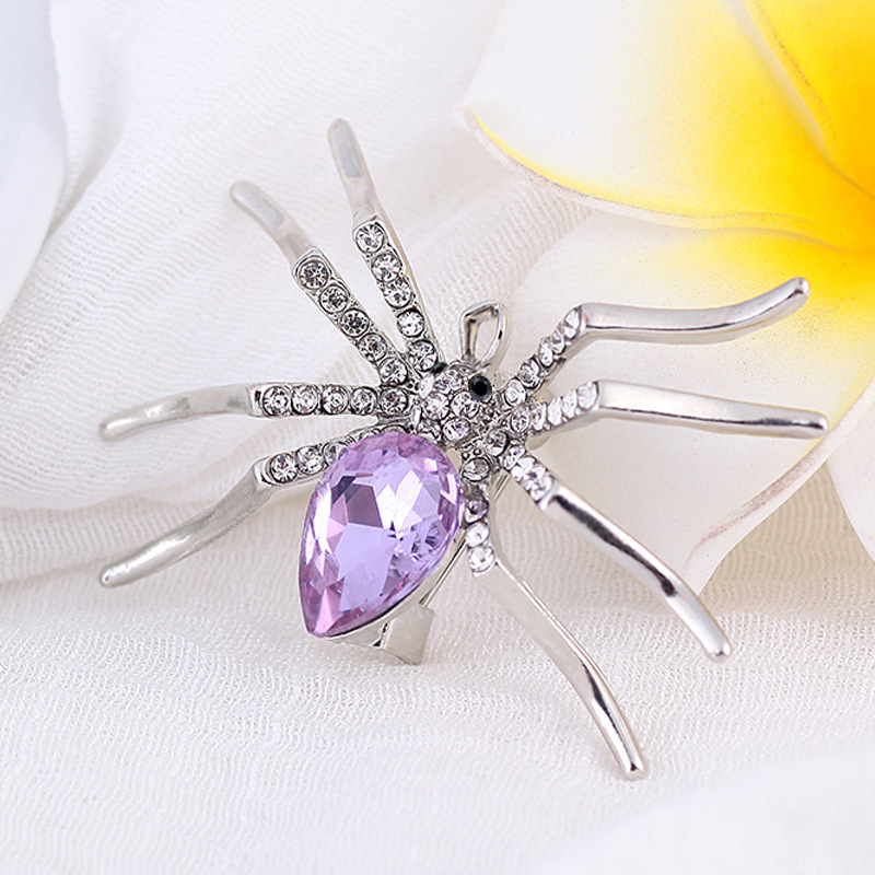 Hollow Out Spider Web Shape Alloy Brooch Pin Creative Versatile