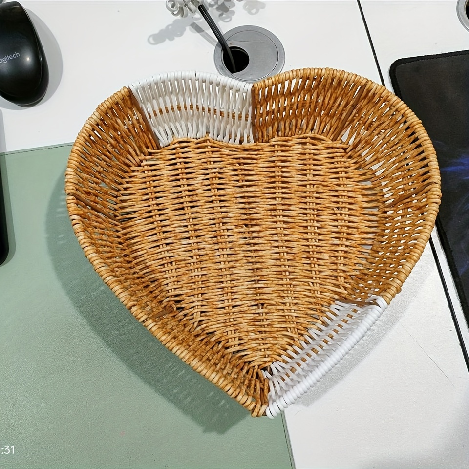 https://img.kwcdn.com/product/baskets-food-tray/d69d2f15w98k18-d7e02966/Fancyalgo/VirtualModelMatting/73612f114cc0816d9b1edd92f5250d68.jpg?imageView2/2/w/500/q/60/format/webp