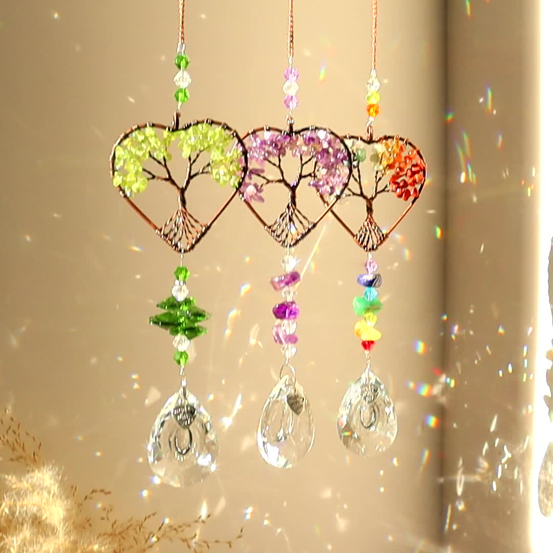 Lot de 4 attrape-soleil en cristal à suspendre, pendentif prisme en boule  de cristal arc-en-ciel avec chaîne pour jardin, mariage, Noël, plafond,  plantes, décoration de voiture (4 types)