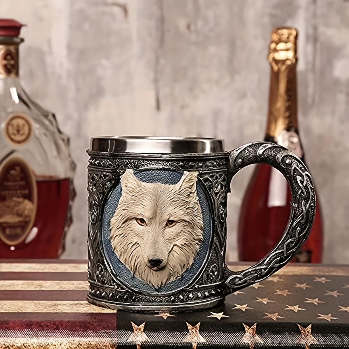 20oz Wolf Gifts for Men, Women, Wolf Gifts for Wolf Lovers, Valentines Day  Gifts for Him, Her, Coffee Thermos for Men, Women, White Rose Wolf Tumbler  Cup, Insulated Travel Coffee Mug with