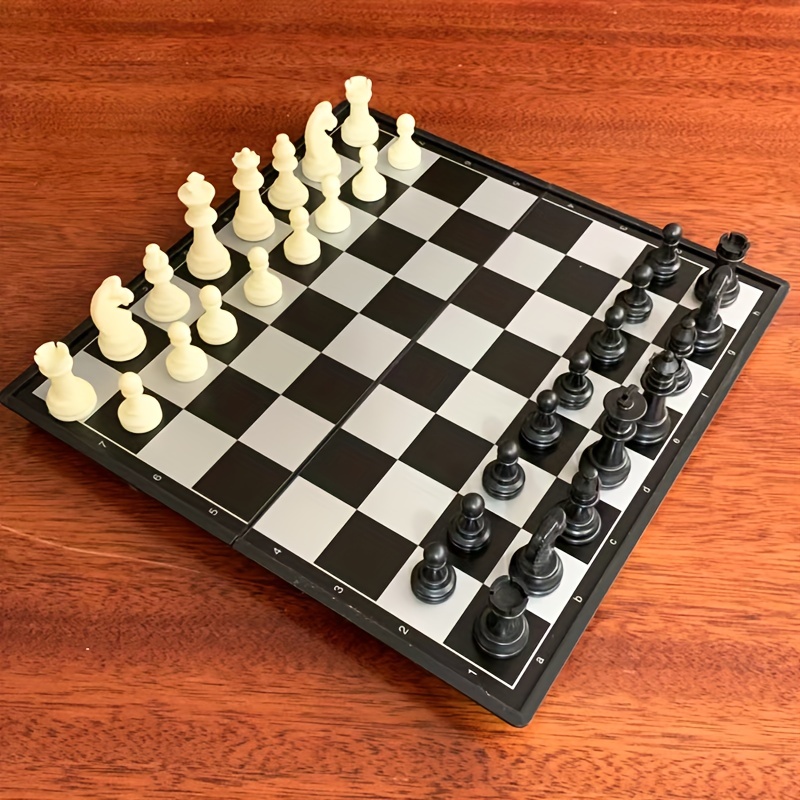 32Pcs Mini Portable Travel Folding Magnetic Chess Set King Queens