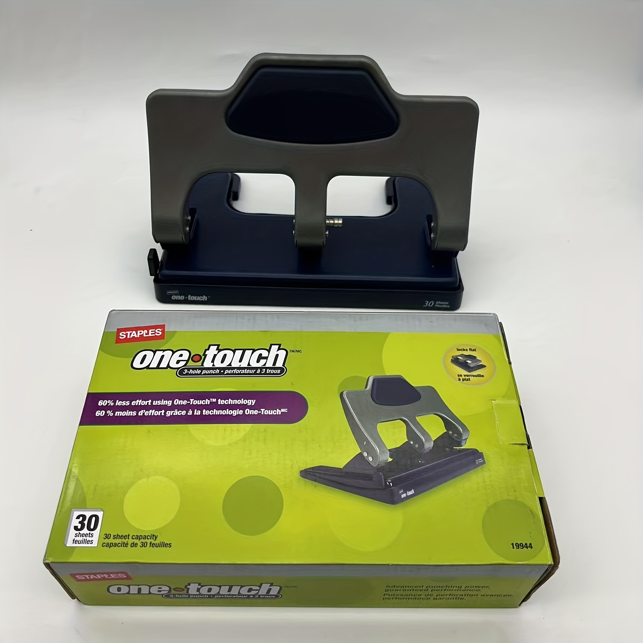 Staples Portable 3 Hole Punch. New With Tags. Hard Plastic. For
