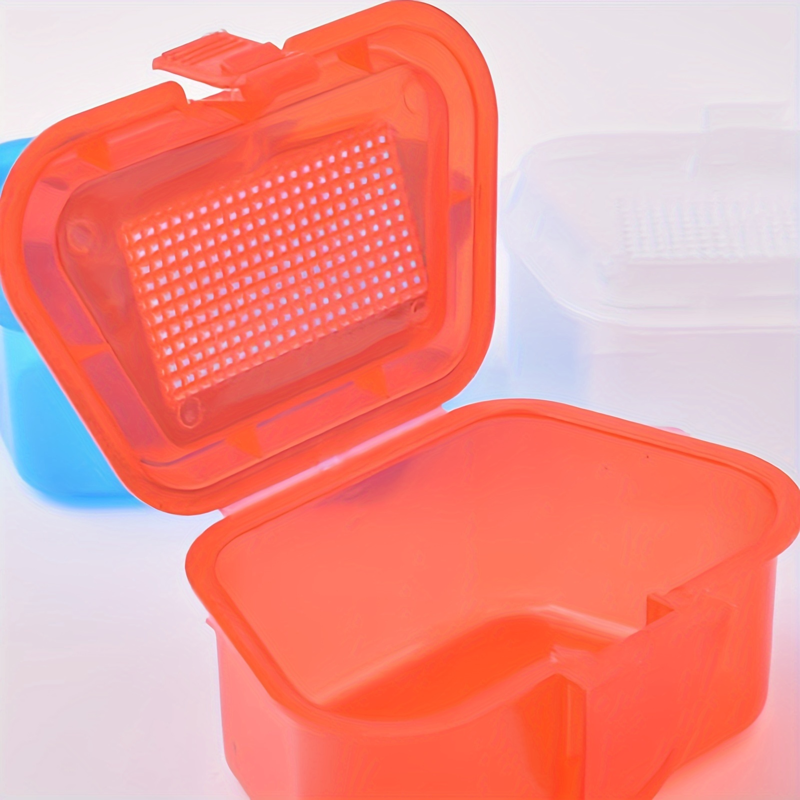 S/M/L Size Worm Box Breathable Plastic Fishing Bait Storage Fishing worm  box Fishing Case Live Earthworm Lures Container 