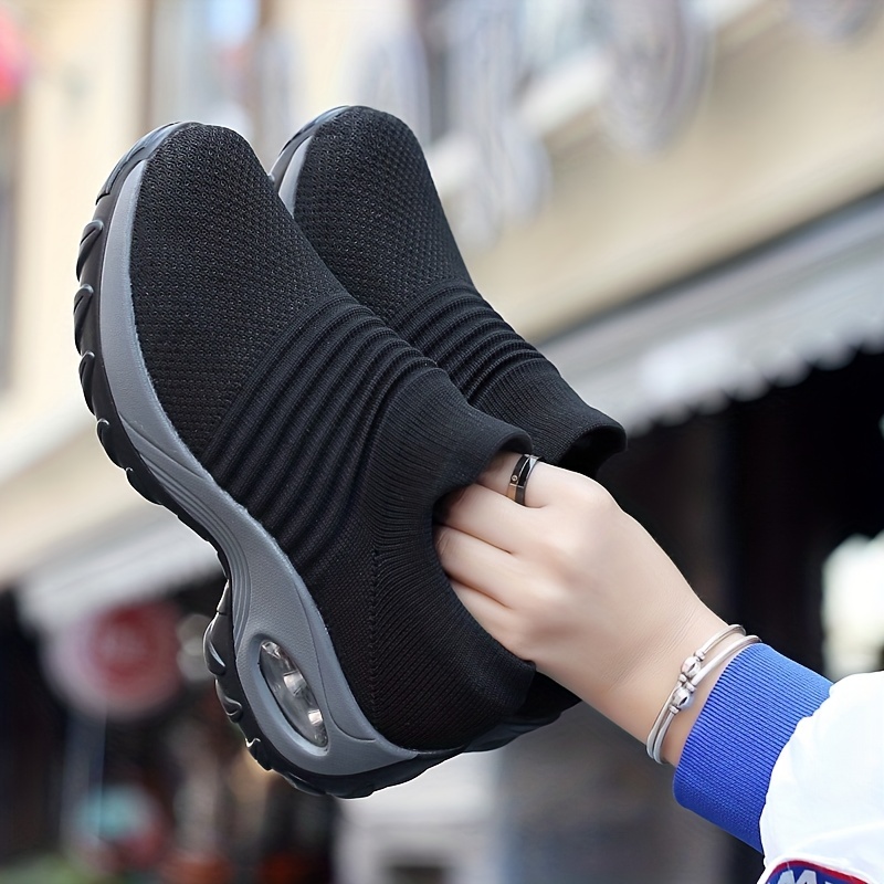 Comprar Zapatillas de deporte antideslizantes impermeables para  Primavera/otoño, superficie de cuero, transpirables, informales, zapatos de  talla Extra grande para hombre