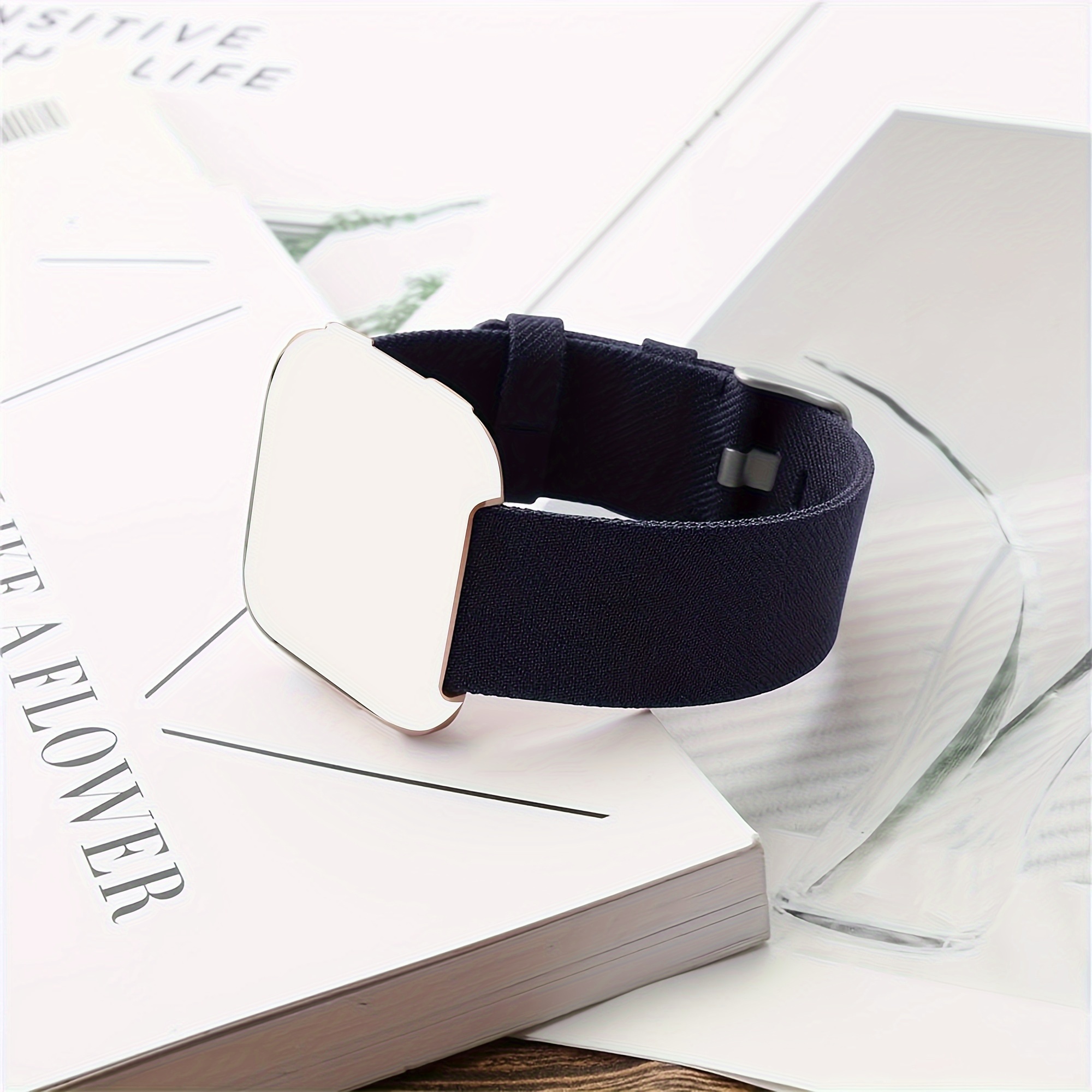  Correa de reloj elástica ajustable compatible con Fitbit Versa/Versa  2/Versa Lite Edición especial para mujeres y hombres, correa elástica de  nailon para reloj inteligente Fitbit Versa (negro) : Celulares y Accesorios