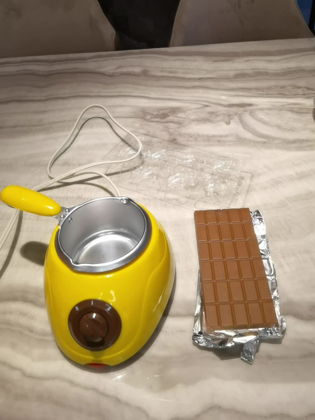 Juego de mini ollas eléctricas para fondue con tenedores de inmersión, olla  de fondue de chocolate derretido, olla pequeña de chocolate derretido para