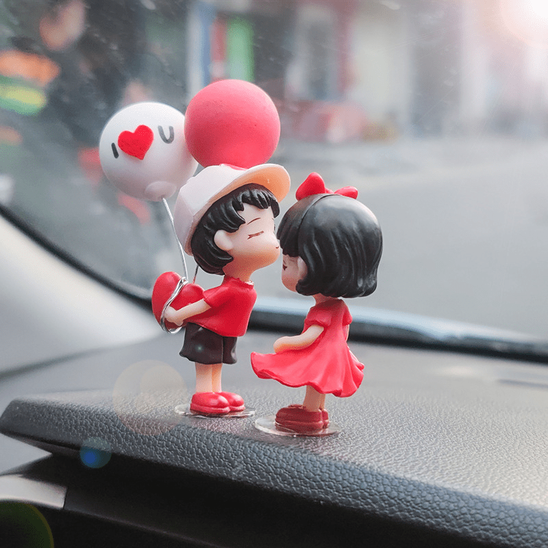 Couple Figurine Romantic Cartoon Mini Car Ornament Kiss Balloon Couple  Miniature For Valentines Day