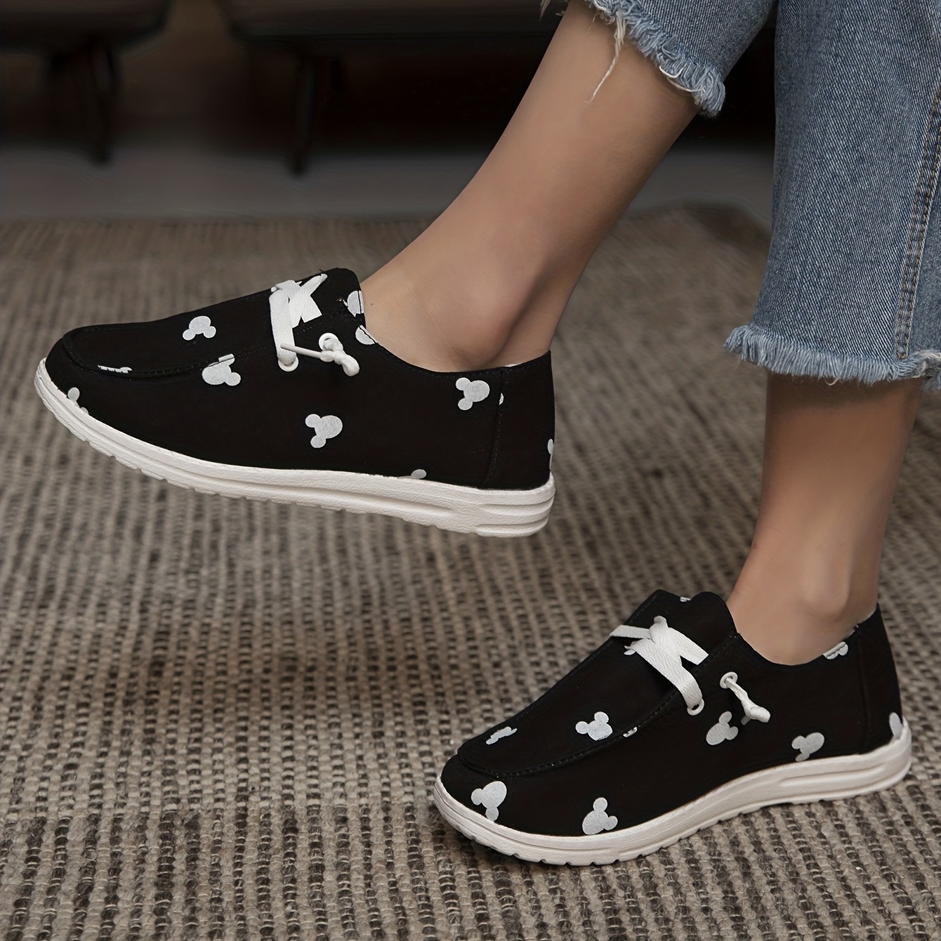 Women's Cartoon Print Knitted Sneakers, Slip On Shock Absorption Flat  Sporty Shoes, Lightweight Low-top Casual Shoes - Temu United Arab Emirates