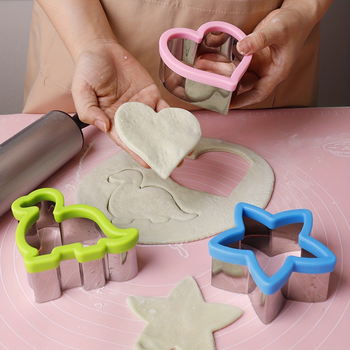  Wilton Nesting Heart Cutter Set: Cookie Cutters: Home & Kitchen