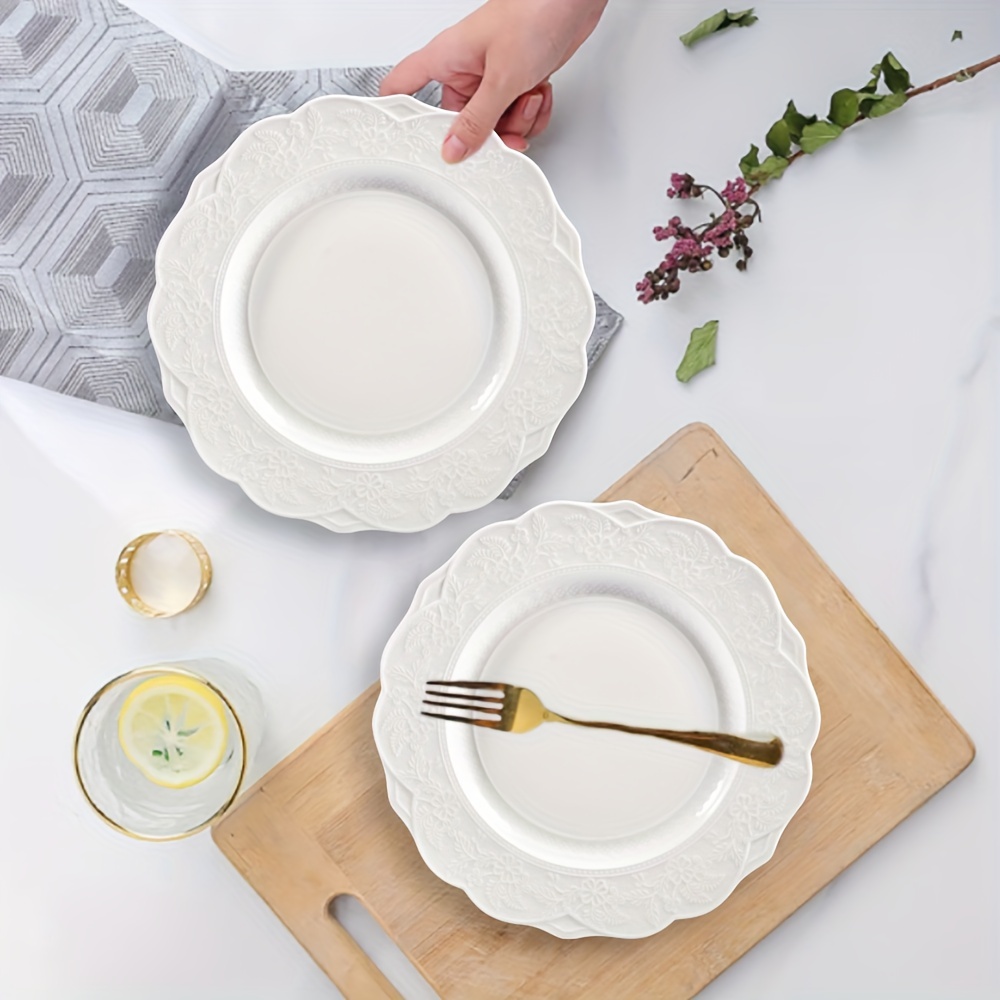 OCCASIONS  40 Plates Pack, Heavyweight Disposable Wedding Party Plastic  Plates (10.5'' Dinner Plate, White & Silver Rim)