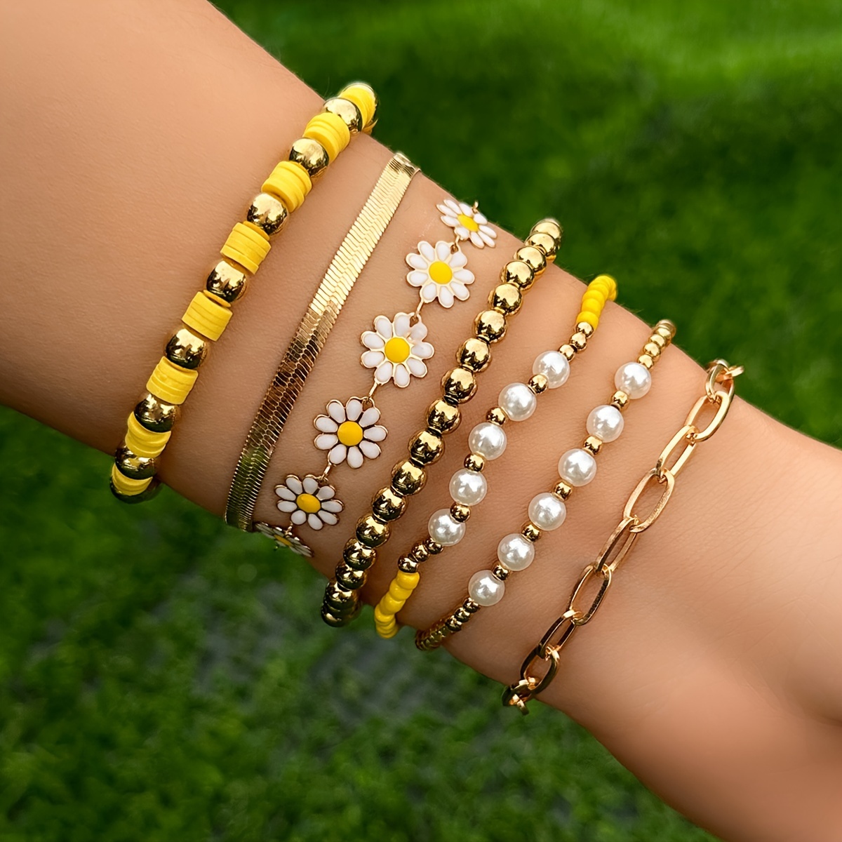 Gold Flower Chain Bracelet