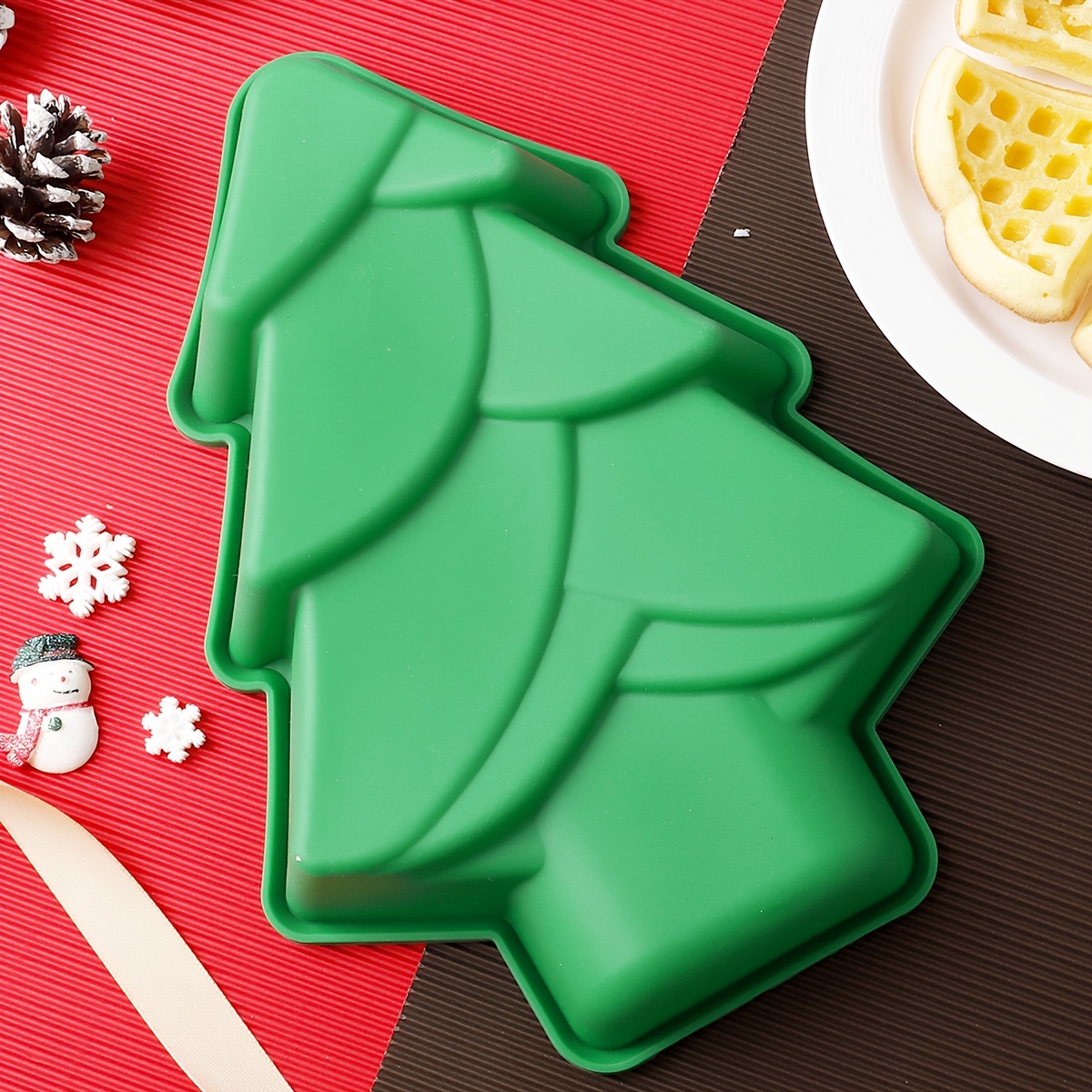  Foil Christmas Tree Shaped Bake Pan 10 / Pack: Novelty Cake Pans:  Home & Kitchen