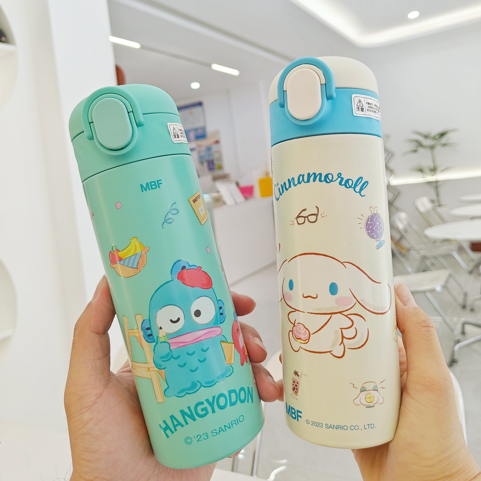 https://img.kwcdn.com/product/cinnamoroll-insulated-water-bottle/d69d2f15w98k18-02bbfafc/open/2023-12-02/1701501094778-20529b73a6174e3fb06d77f4aacf8486-goods.jpeg?imageView2/2/w/500/q/60/format/webp