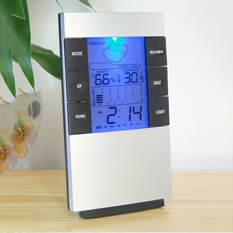 Geevon Reloj despertador digital pequeño con luz nocturna inteligente con 2  alarmas de pitido crecientes, temperatura interior, reloj despertador de