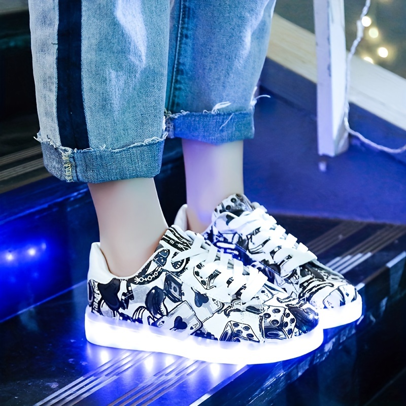 Fashion LED Color Change Shoes Sneakers Luminous Trainers Flashing Shoes