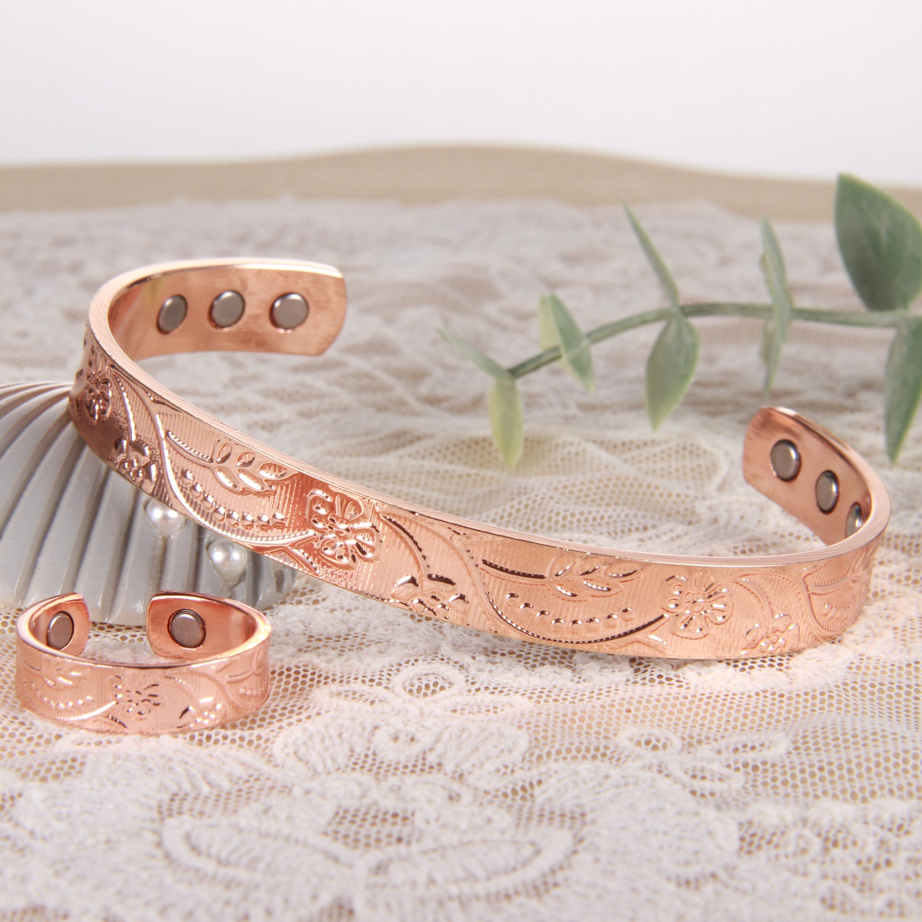 1pc Pure Copper Bracelets for Women, Ultra Magnetic Bracelets for Women with 3500 Gauss Magnets, Lymphatic Drainage Copper Bracelet, Crystal Mother