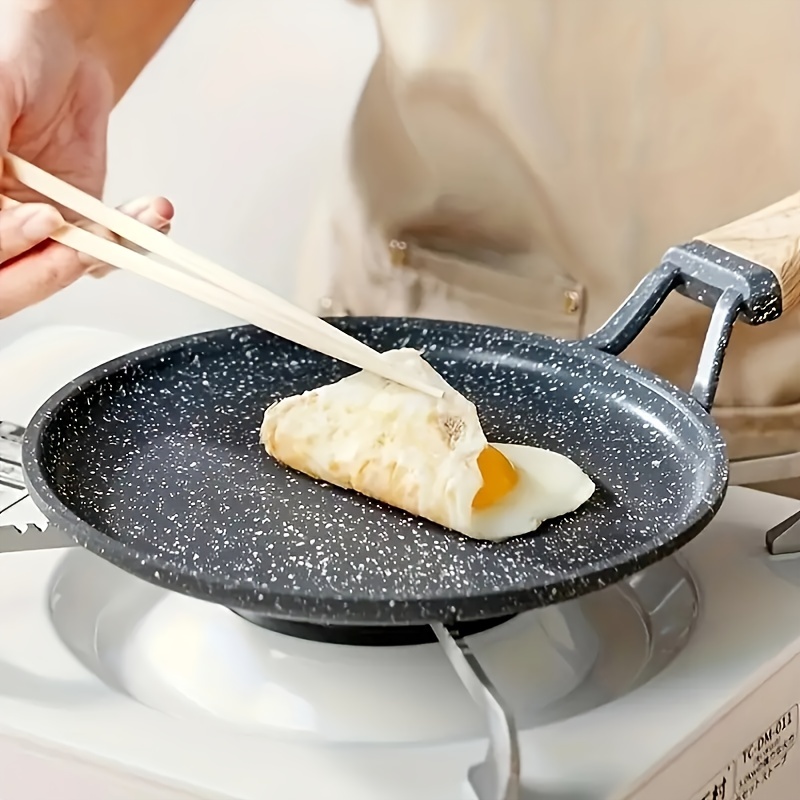 Poêle à oeufs Poêle à omelette Rôti Poêle à omelette 4 trous Poêles à frire  antiadhésives Petit déjeuner Crêpière pour cuisinière à induction  Cuisinière à gaz 