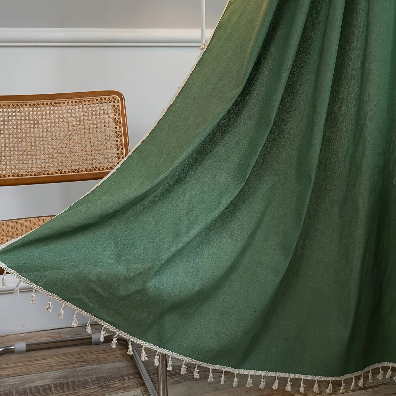 Tenda VERDE Semi Filtrante Marika per Interni come Camera da Letto,  Soggiorno, Camerette, Cucine. La tenda è universale moderna 1 Pannello  140x280CM