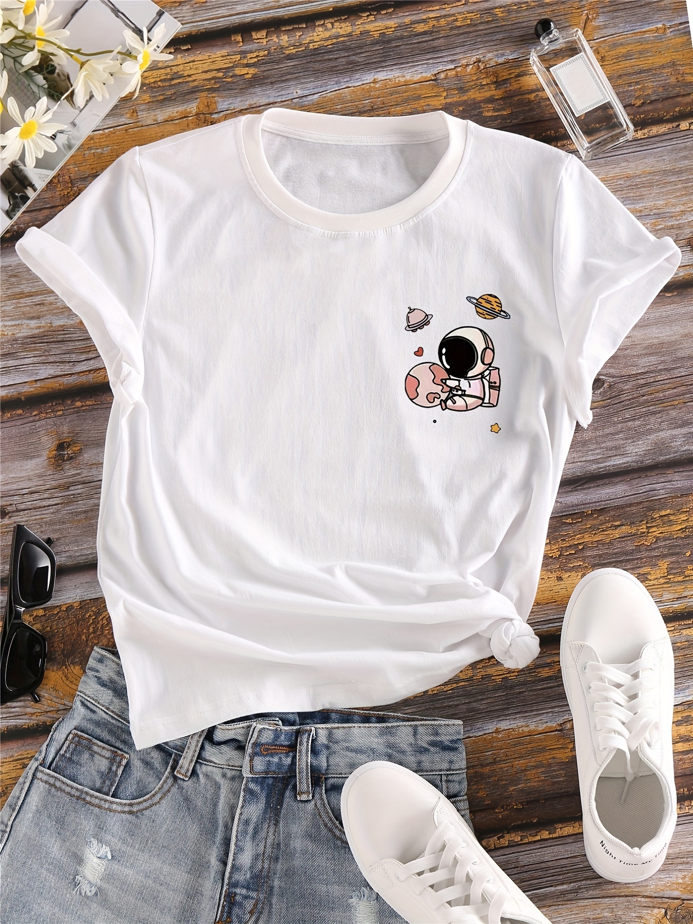 Cute shirts for outlet women