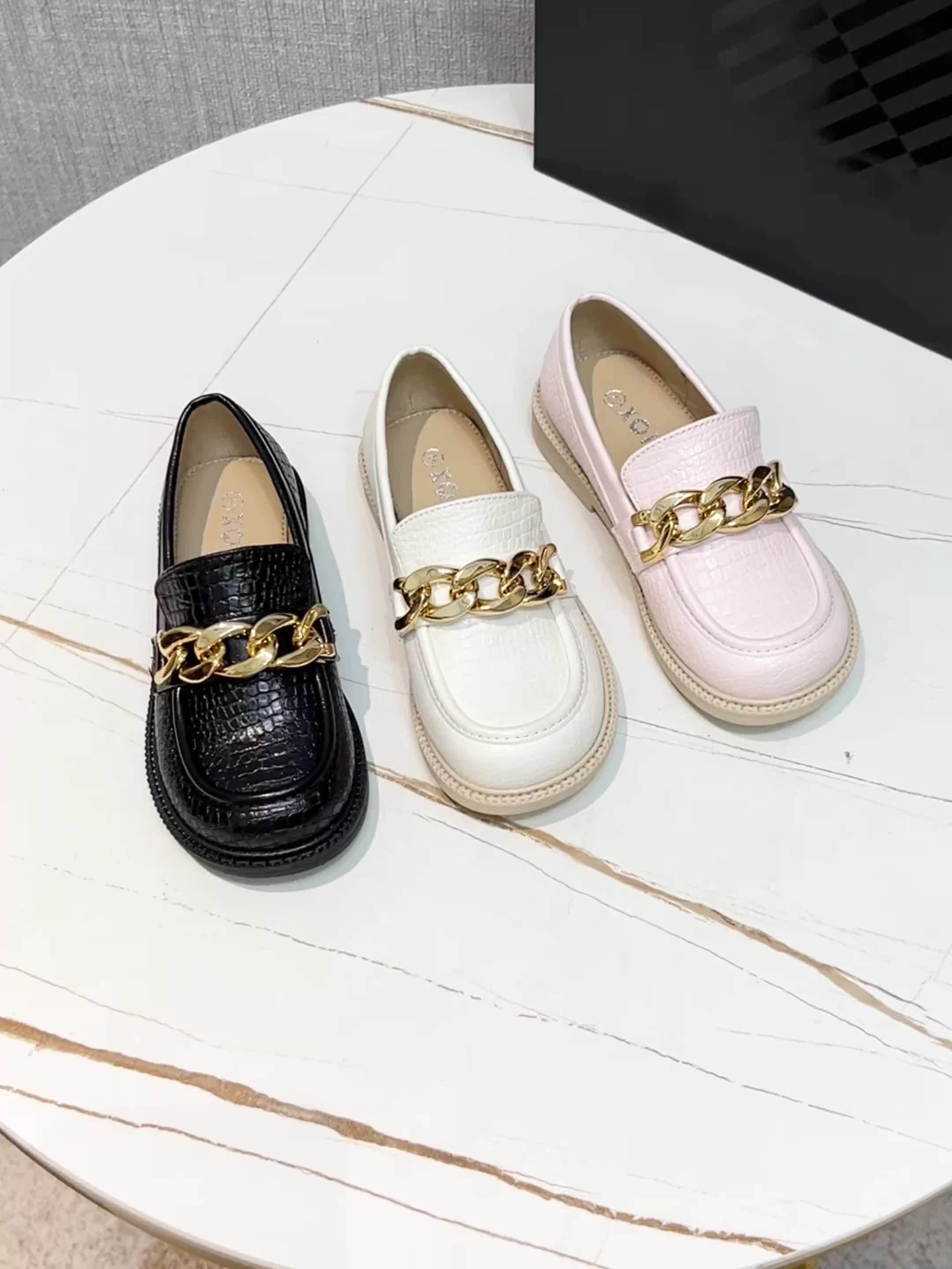 柔らかな質感の 靴 XS LOAFER MINIMAL TANKSOLE 靴