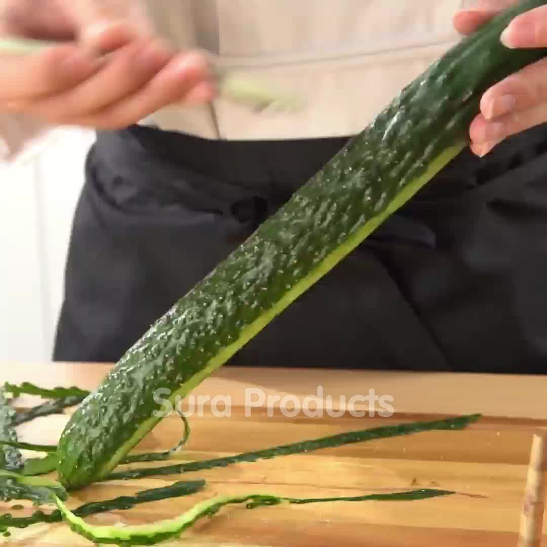 Sharp Stainless Steel Fruit and Vegetable Peeler