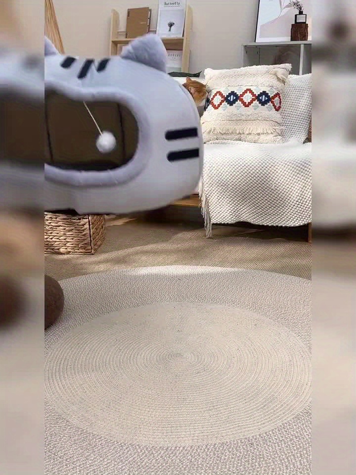 A Cat-Shaped Pet Bed That Is Semi-Enclosed, Suitable for Puppies As Well, Featuring a Non-Slip Base. This Cozy And Soft Cat Bed Is Designed for All Seasons And Can Be Washed - Image 7