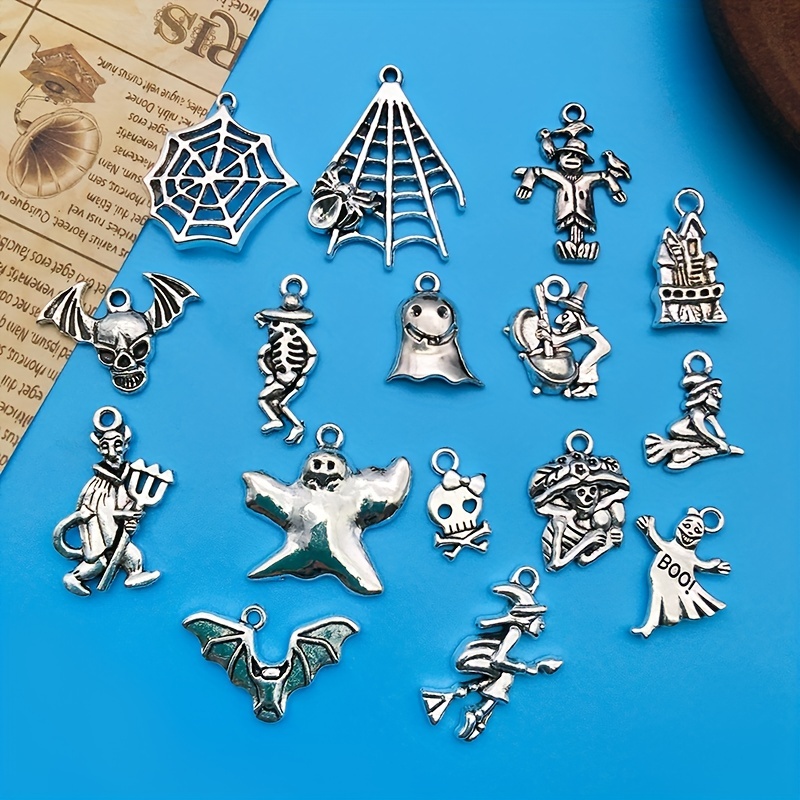 Randomly Mix 50Pcs/Set Zinc Alloy Antique Silver Halloween Series Spider Web Shaped Charms Pendants for DIY Necklace Bracelet Earrings Jewelry