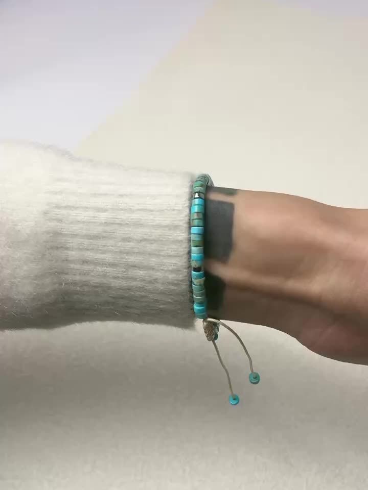 Boho Style Turquoise Beaded Bracelet for Vacation