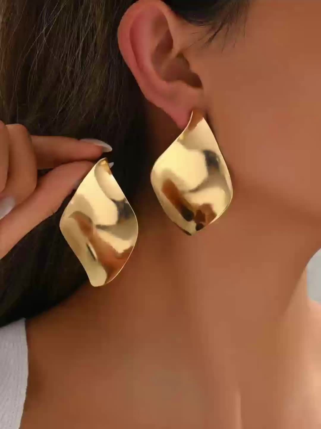 Irregular Large Stud Earrings, Exaggerated Golden Accessory