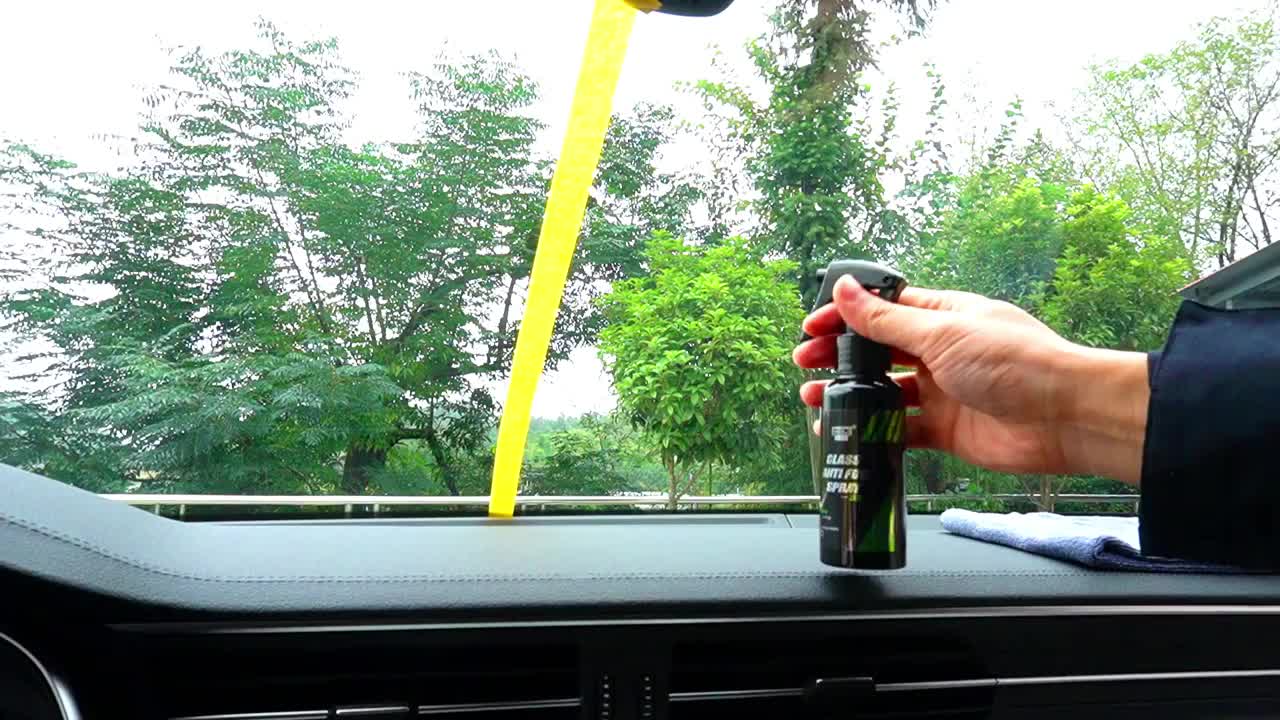 angxiong Spray antiappannante per Auto - Agente antiappannamento per vetri  Auto - Detergente Spray antiappannamento per Parabrezza e Occhiali da 300  ml e Protezione per Aumentare la visibilità : : Auto e Moto