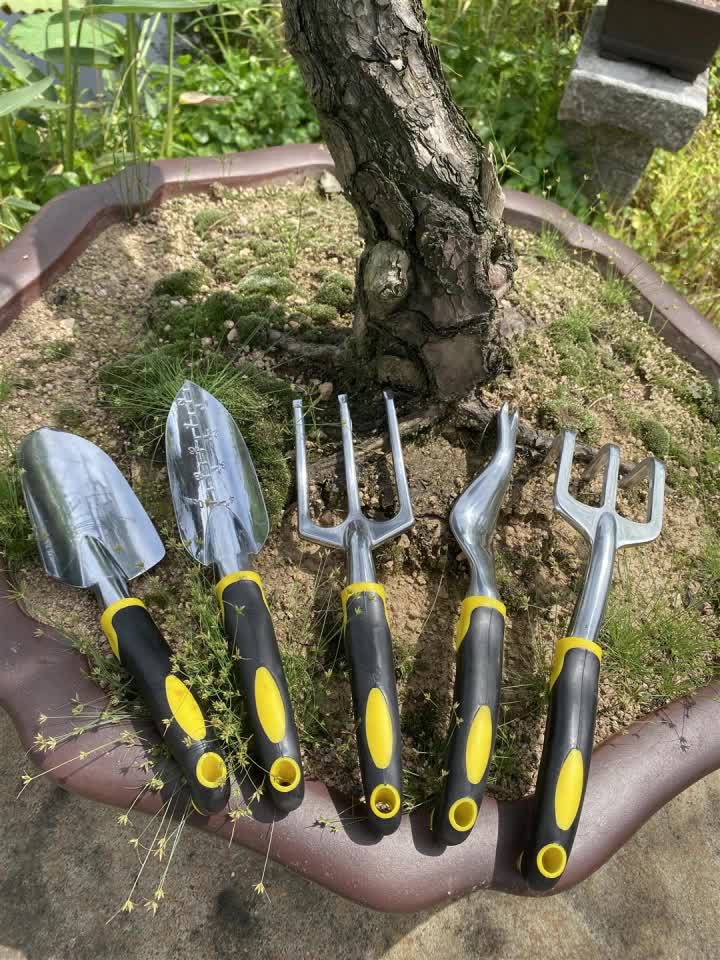 Heavy duty garden deals spade