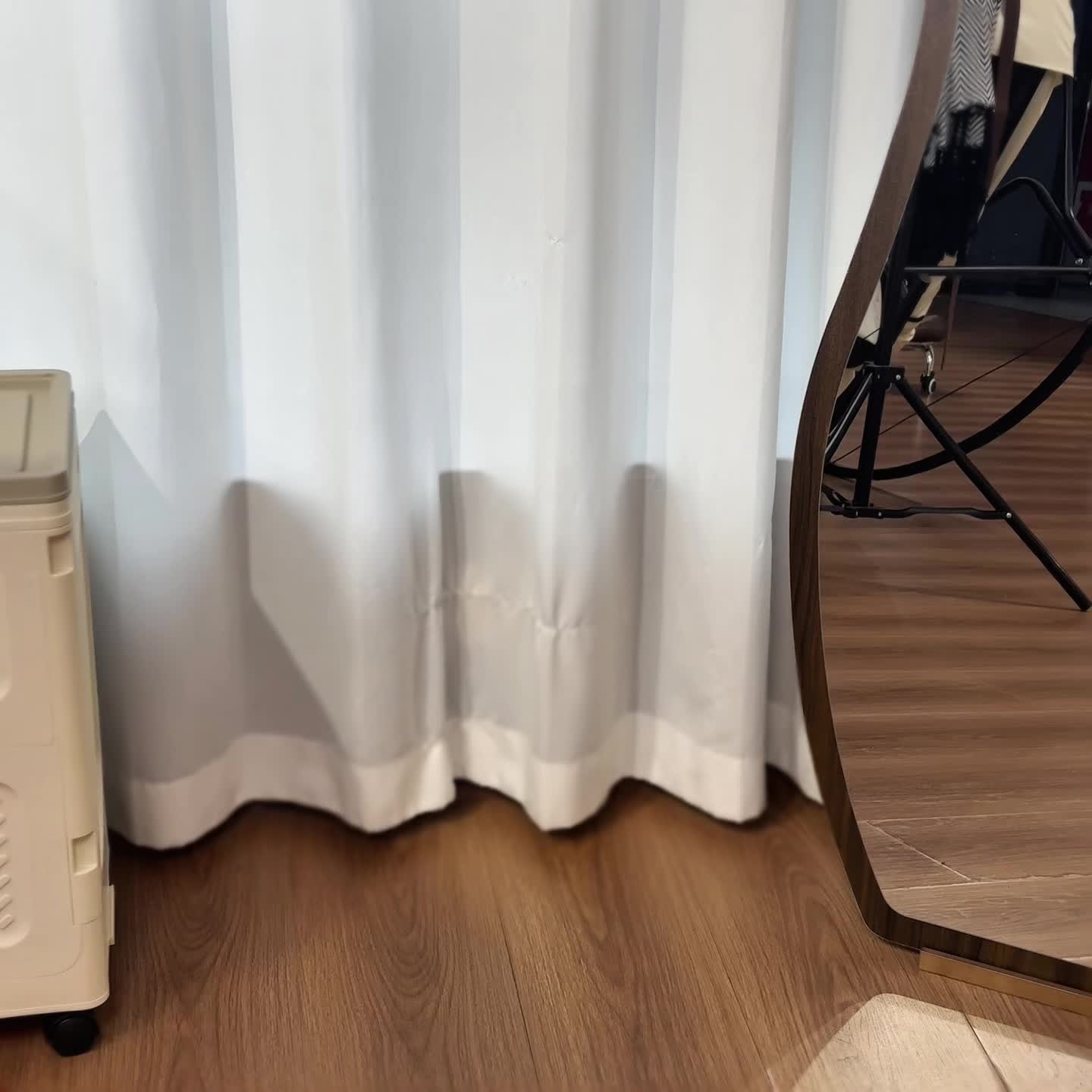 Large Capacity Waterproof And Dustproof Storage Box with Wheels, Multi Purpose Home Storage And Organization Solution Suitable for Bedroom, Living Room, Bathroom And Kitchen 10 Large Capacity Waterproof And Dustproof Storage Box with Wheels, Multi Purpose Home Storage And Organization Solution Suitable for Bedroom, Living Room, Bathroom And Kitchen - Image 10