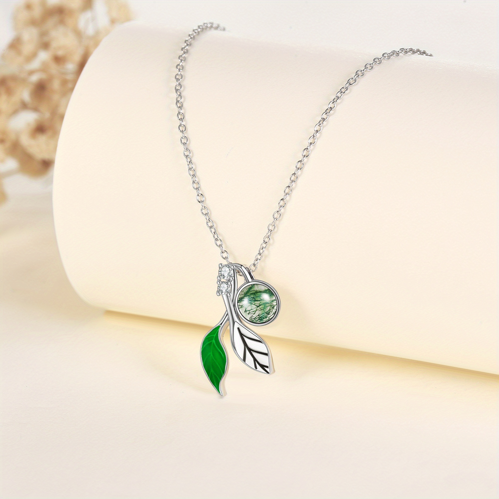 Women's S925 Silver Cat Pendant Necklace — Eternal Love