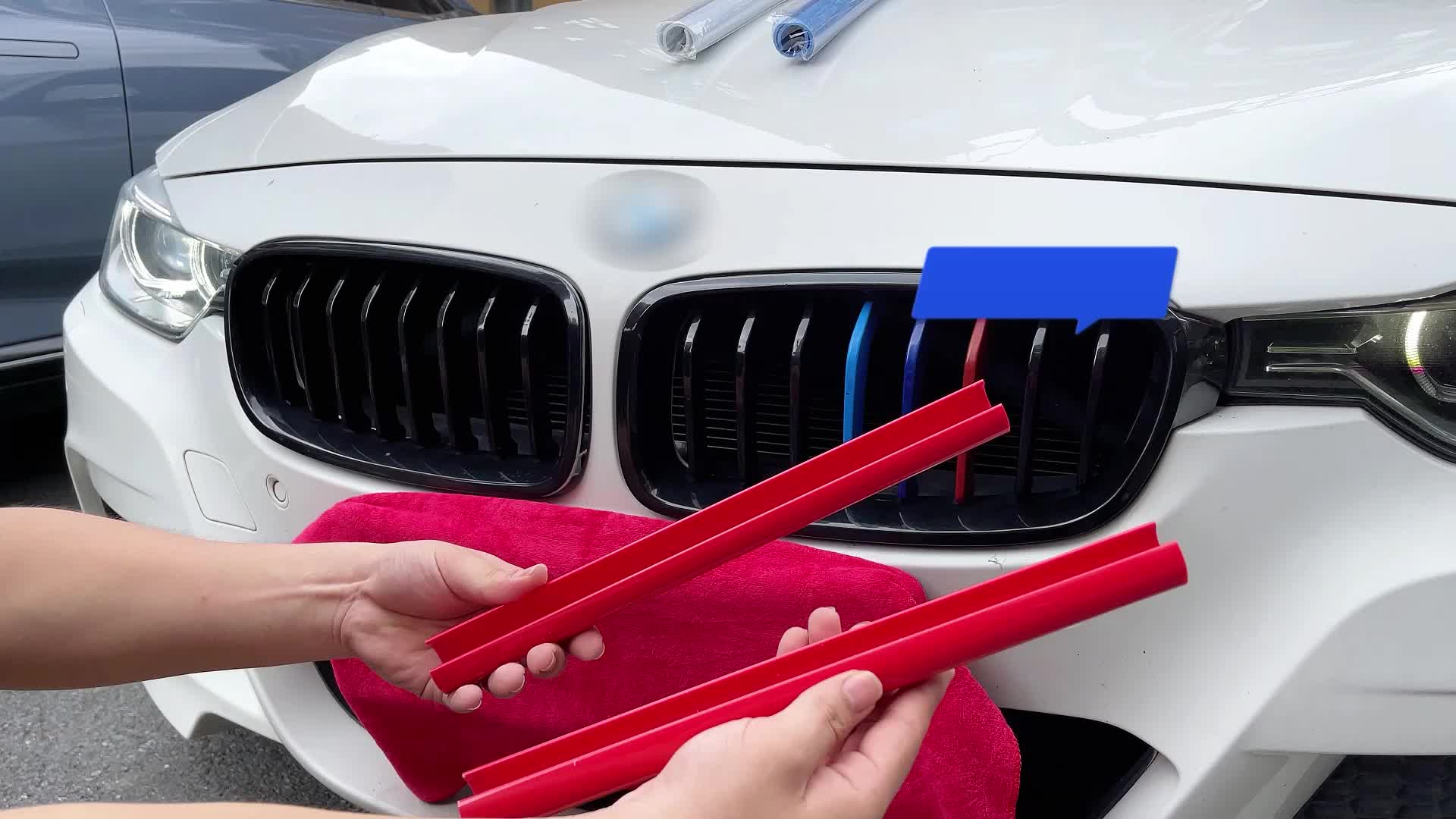 2pcs Red Front Kidney Grille Cover Frame Trim Strips For BMW F20 F21 F22  F23 F30 F31 F32 F33 F44 F45 1 2 3 4 Series M Sport Style Sticker